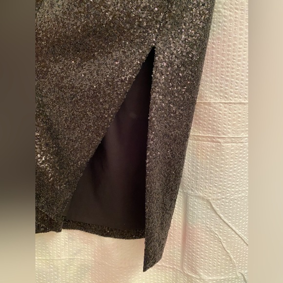 MILLY Sequin Midi Dress w/ Bell Sleeve & Side Slit (SAMPLE SIZE 2/4) - Picture 8 of 10